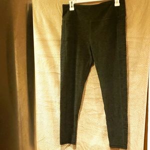 Victoria's Secret Incredible Essential Leggings